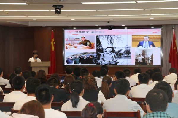 泓源公司黨委舉辦“培育泓源精神，勇?lián)鷩笫姑敝黝}演講比賽(圖4)